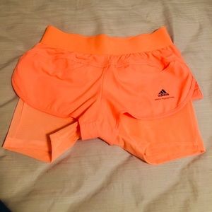 NWOT Workout shorts